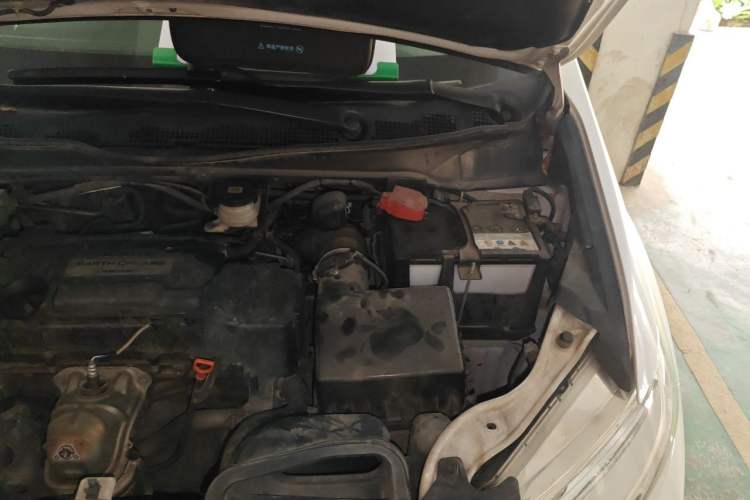Used Honda Odyssey 2015 Updated Version 2.4L Smart Edition Engine Bay Left