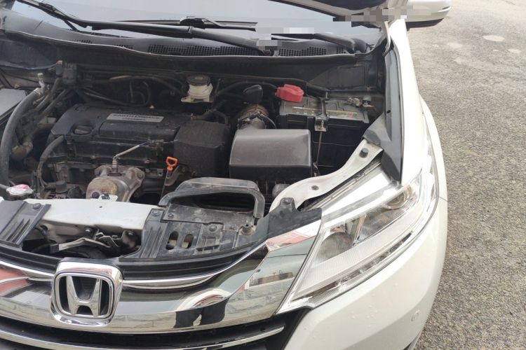 Used Honda Odyssey 2015 Revised 2.4L Luxury Edition Engine Bay Left
