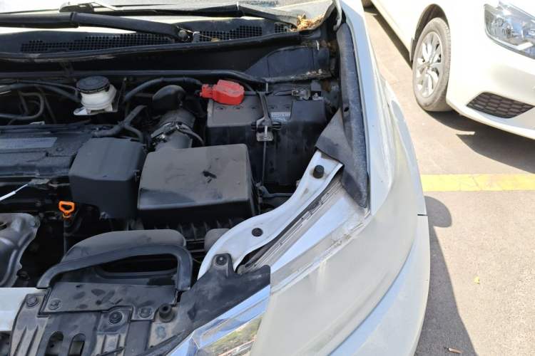 Used Honda Odyssey 2015 2.4L Comfort Edition Engine Bay Left