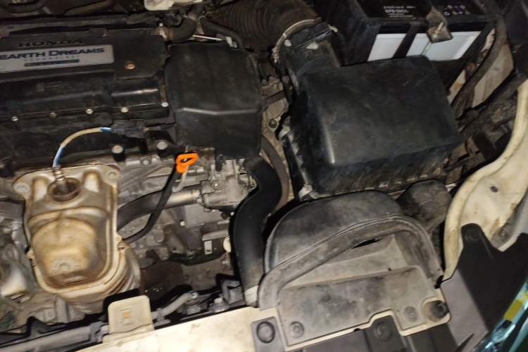Used Honda Odyssey 2015 Revised 2.4L Luxury Edition Engine Bay Left