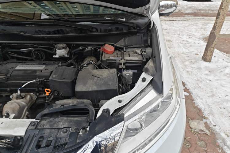 Used Honda Odyssey 2015 2.4L Smart Edition Engine Bay Left