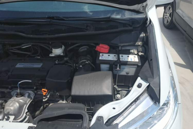 Used Honda Odyssey 2015 Revised Version 2.4L Supreme Edition Engine Bay Left