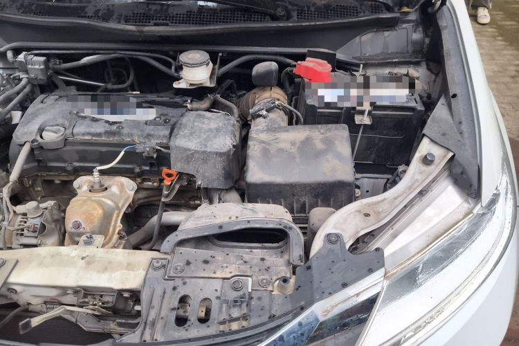 Used Honda Odyssey 2015 Revised Version 2.4L Supreme Edition Engine Bay Left
