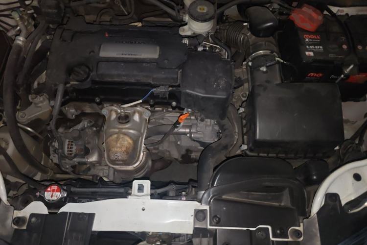 Used Honda Odyssey 2015 2.4L Smart Edition Engine Bay