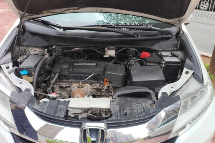 Used Honda Odyssey 2015 2.4L Smart Edition Engine Bay
