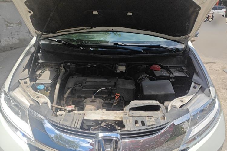 Used Honda Odyssey 2015 Updated Version 2.4L Smart Edition Engine Bay