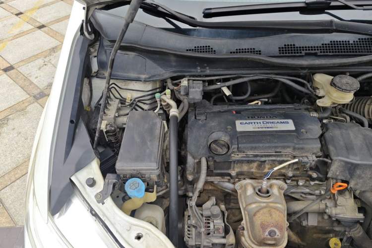 Used Honda Odyssey 2015 2.4L Prestige Edition Engine Bay Right