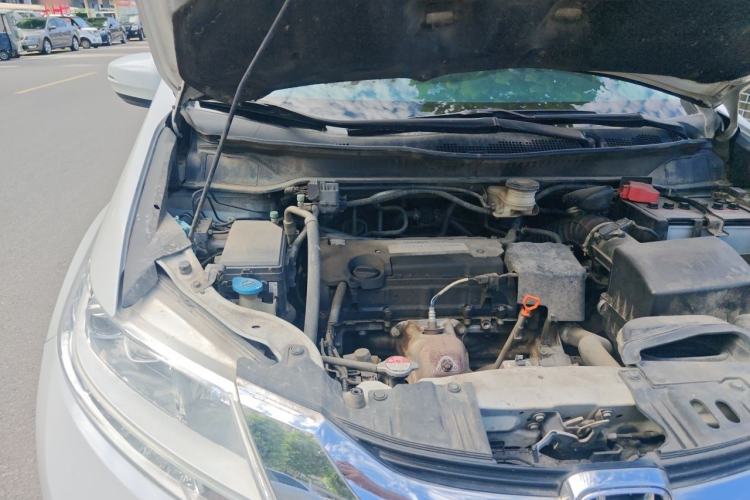 Used Honda Odyssey 2015 Updated Version 2.4L Smart Edition Engine Bay Right