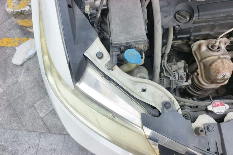 Used Honda Odyssey 2015 2.4L Luxury Edition Engine Bay Right