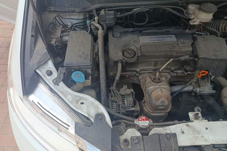 Used Honda Odyssey 2015 Revised 2.4L Luxury Edition Engine Bay Right
