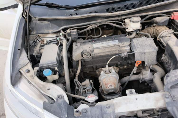 Used Honda Odyssey 2015 Revised Version 2.4L Supreme Edition Engine Bay Right