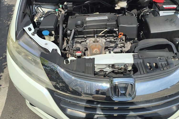 Used Honda Odyssey 2015 Updated Version 2.4L Smart Edition Engine Bay Right