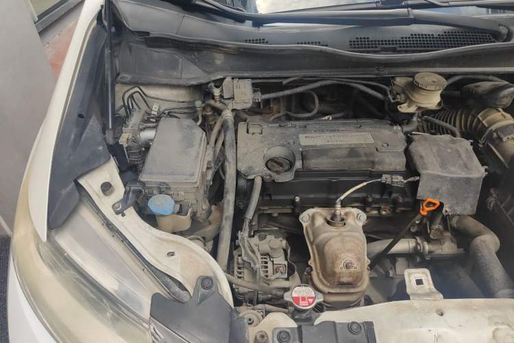 Used Honda Odyssey 2015 Updated Version 2.4L Smart Edition Engine Bay Right
