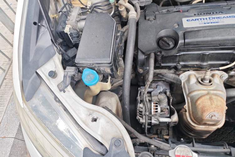 Used Honda Odyssey 2015 2.4L Comfort Edition Engine Bay Right