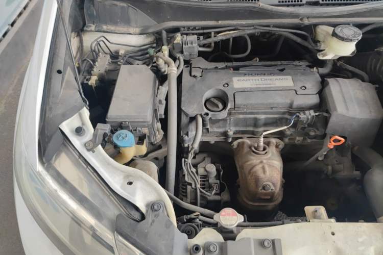 Used Honda Odyssey 2015 2.4L Supreme Edition Engine Bay Right