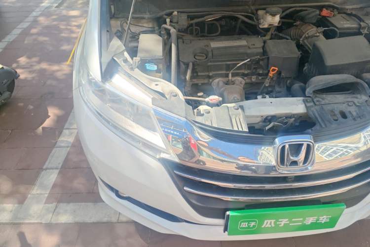 Used Honda Odyssey 2015 Revised Version 2.4L Supreme Edition Engine Bay Right