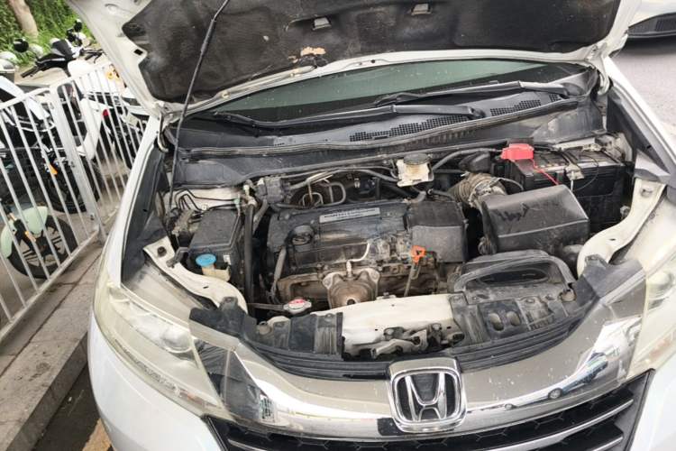 Used Honda Odyssey 2015 Revised 2.4L Luxury Edition Engine Bay Right