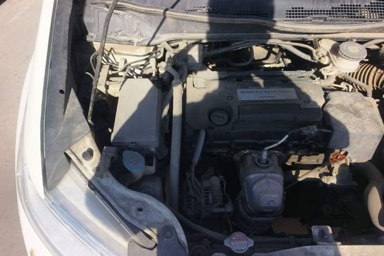 Used Honda Odyssey 2015 Revised Version 2.4L Supreme Edition Engine Bay Right