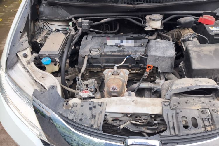 Used Honda Odyssey 2015 Revised Version 2.4L Supreme Edition Engine Bay Right