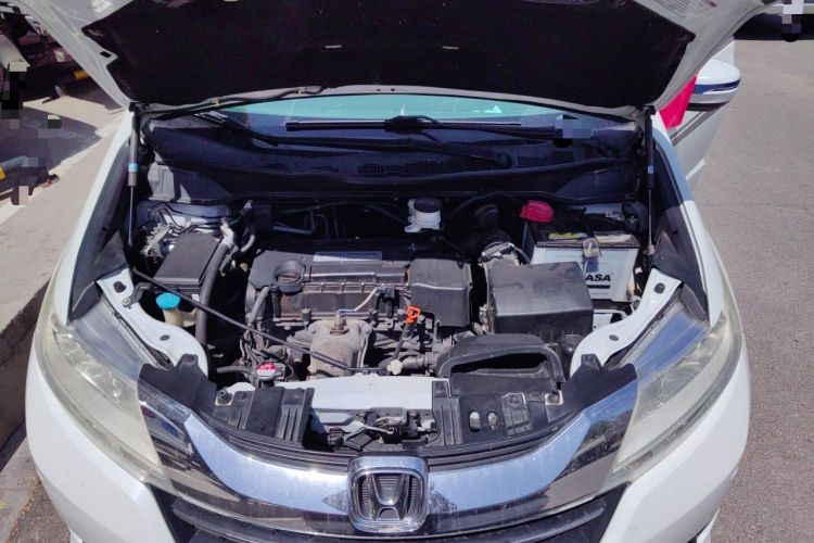 Used Honda Odyssey 2015 2.4L Smart Edition Engine Bay
