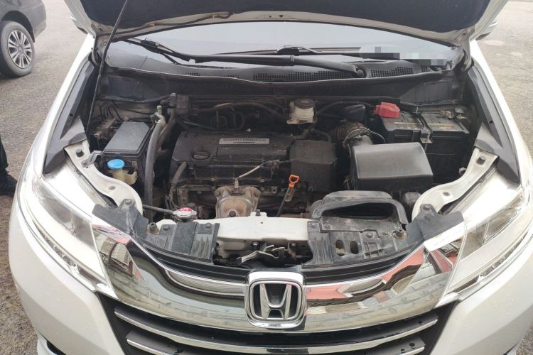 Used Honda Odyssey 2015 Revised 2.4L Luxury Edition Engine Bay