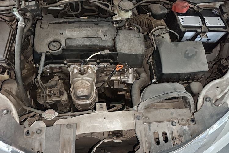 Used Honda Odyssey 2015 Revised 2.4L Luxury Edition Engine Bay