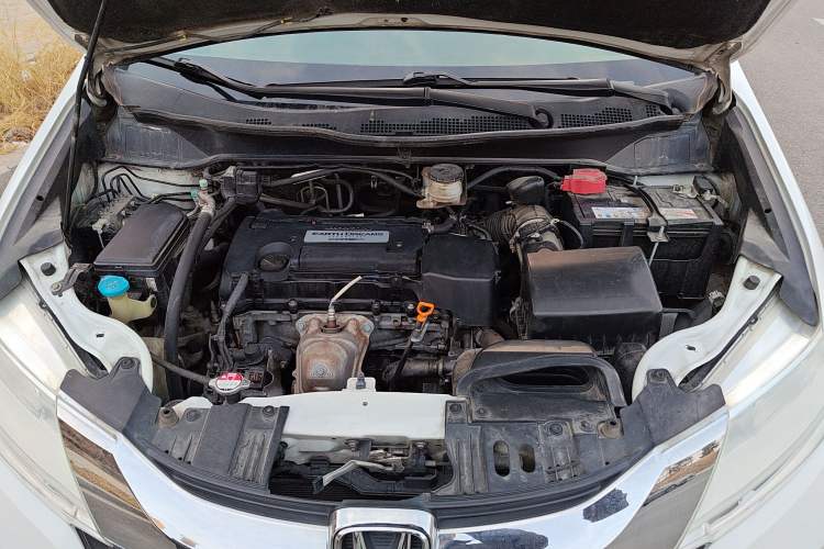 Used Honda Odyssey 2015 2.4L Luxury Edition Engine Bay
