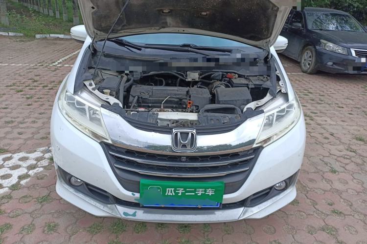 Used Honda Odyssey 2015 Revised Version 2.4L Supreme Edition Engine Bay