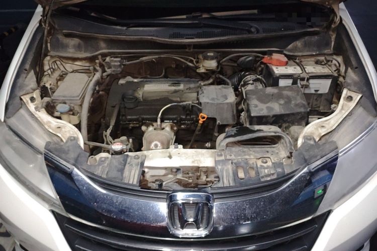 Used Honda Odyssey 2015 Updated Version 2.4L Smart Edition Engine Bay