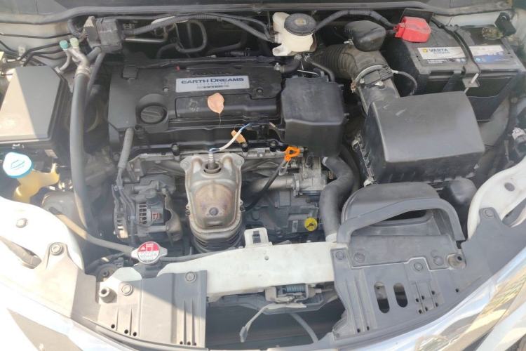 Used Honda Odyssey 2015 2.4L Supreme Edition Engine Bay