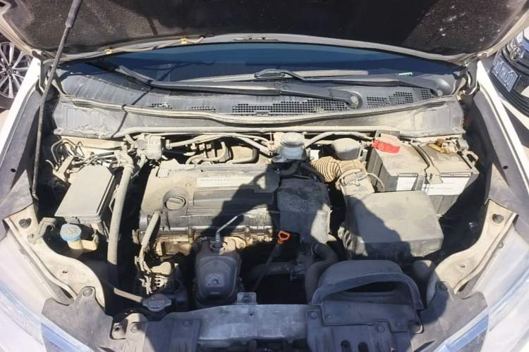 Used Honda Odyssey 2015 Revised Version 2.4L Supreme Edition Engine Bay