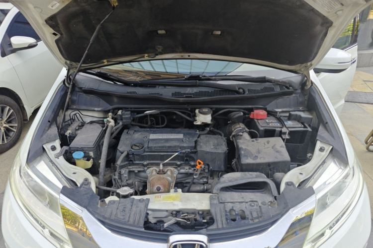 Used Honda Odyssey 2015 2.4L Luxury Edition Engine Bay