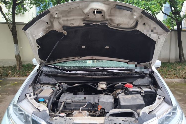 Used Honda Odyssey 2015 Revised Version 2.4L Supreme Edition Engine Bay