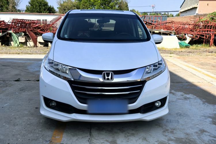 Used Honda Odyssey 2015 Updated Version 2.4L Smart Edition Exterior 1
