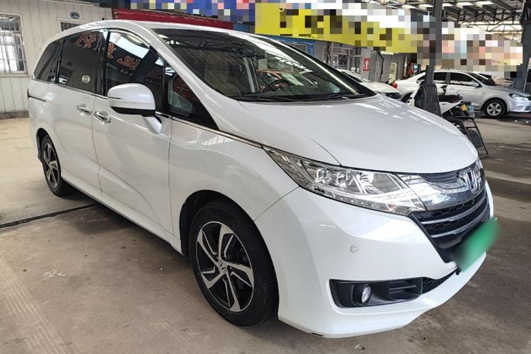 Used Honda Odyssey 2015 Revised Version 2.4L Supreme Edition Exterior 1