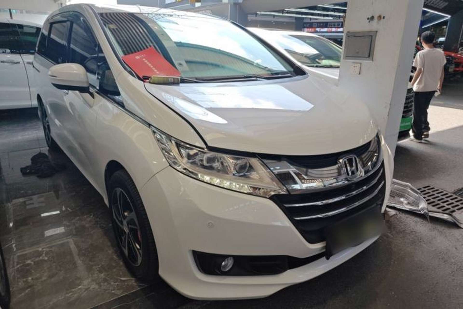 Used Honda Odyssey 2015 Revised Version 2.4L Supreme Edition Exterior 1
