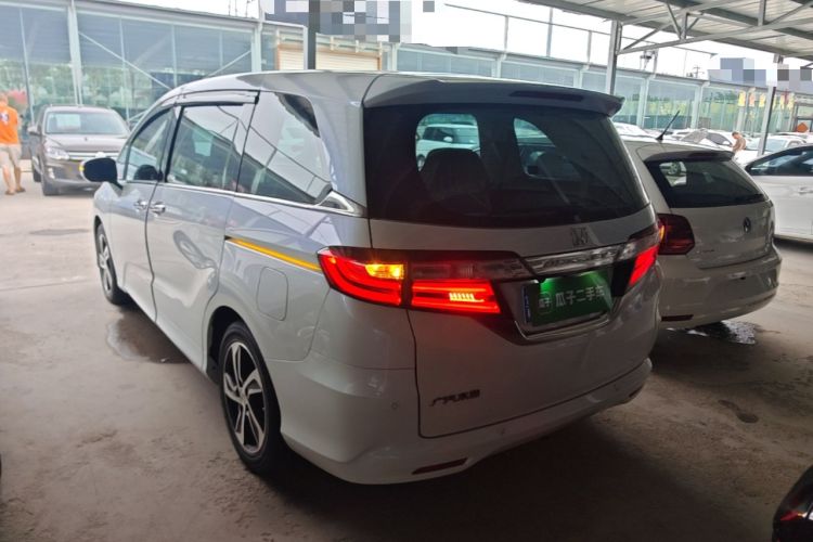 Used Honda Odyssey 2015 Revised 2.4L Luxury Edition Exterior 2