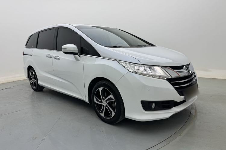 Used Honda Odyssey 2015 Revised Version 2.4L Supreme Edition Exterior 2