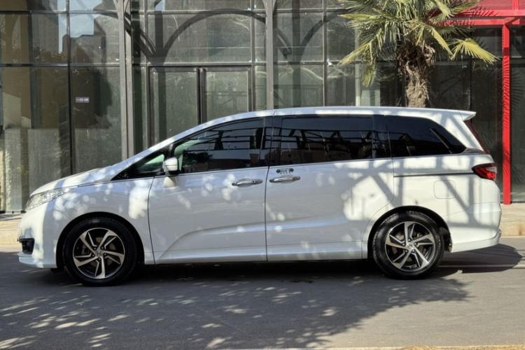 Used Honda Odyssey 2015 2.4L Smart Edition Exterior 4