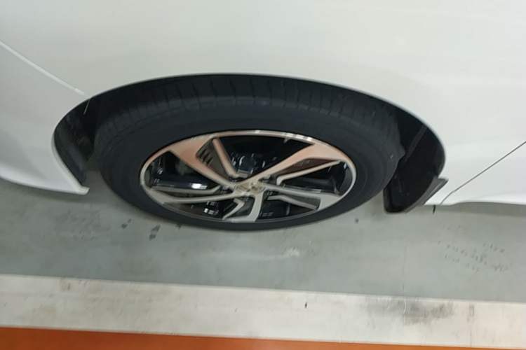 Used Honda Odyssey 2015 2.4L Smart Edition Exterior 4