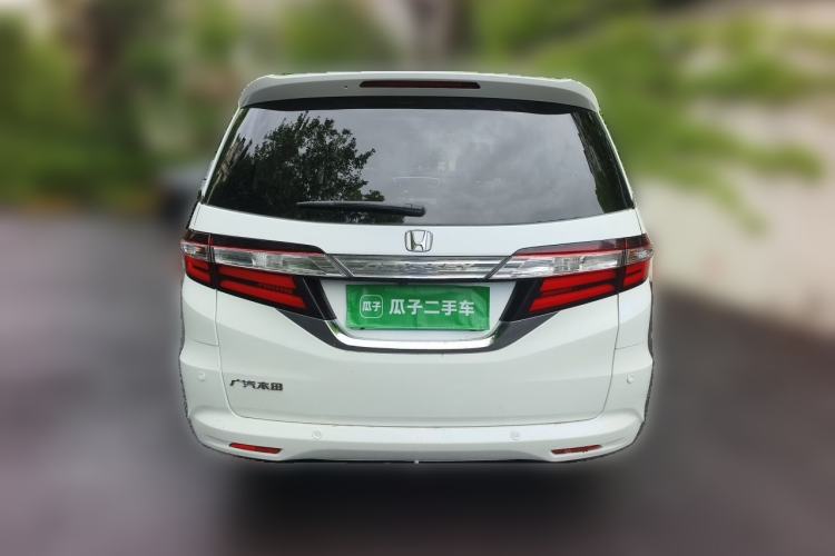Used Honda Odyssey 2015 Updated Version 2.4L Smart Edition Exterior 4