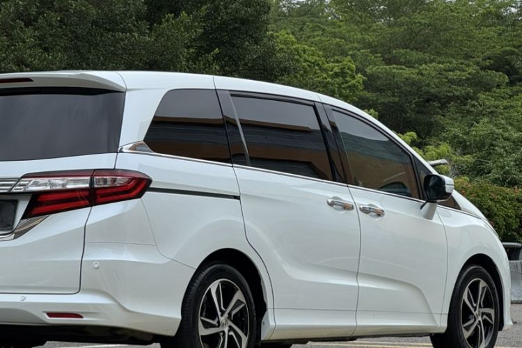 Used Honda Odyssey 2015 2.4L Smart Edition Exterior 5
