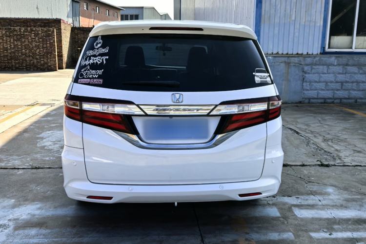 Used Honda Odyssey 2015 Updated Version 2.4L Smart Edition Exterior 5
