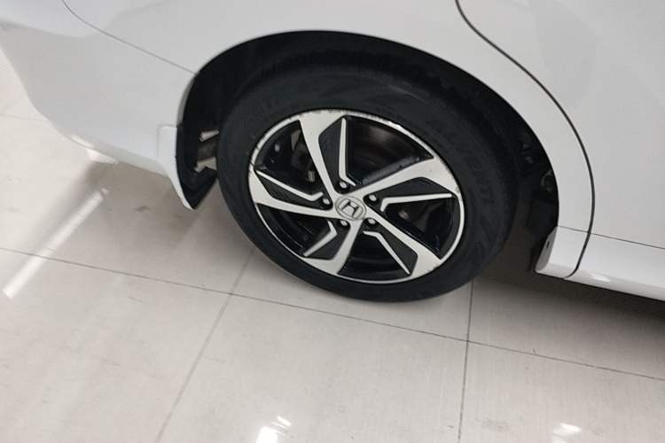 Used Honda Odyssey 2015 Revised 2.4L Luxury Edition Exterior 5