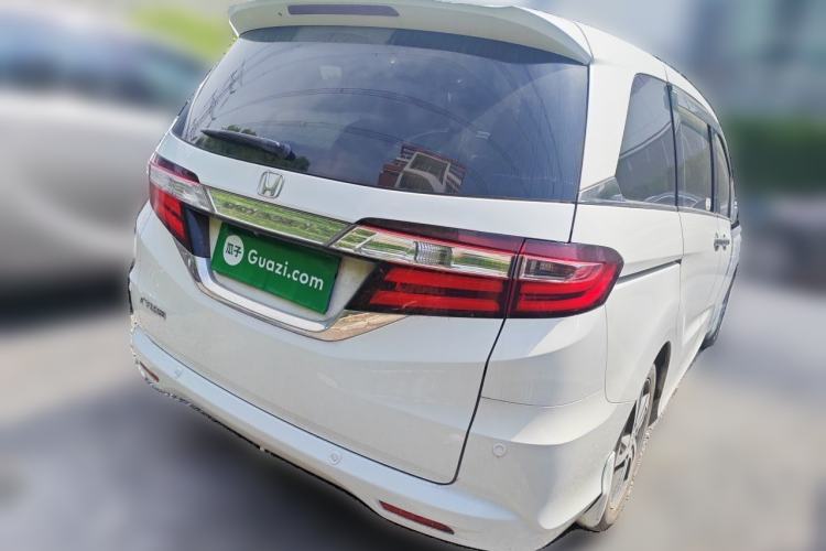 Used Honda Odyssey 2015 Updated Version 2.4L Smart Edition Exterior 5
