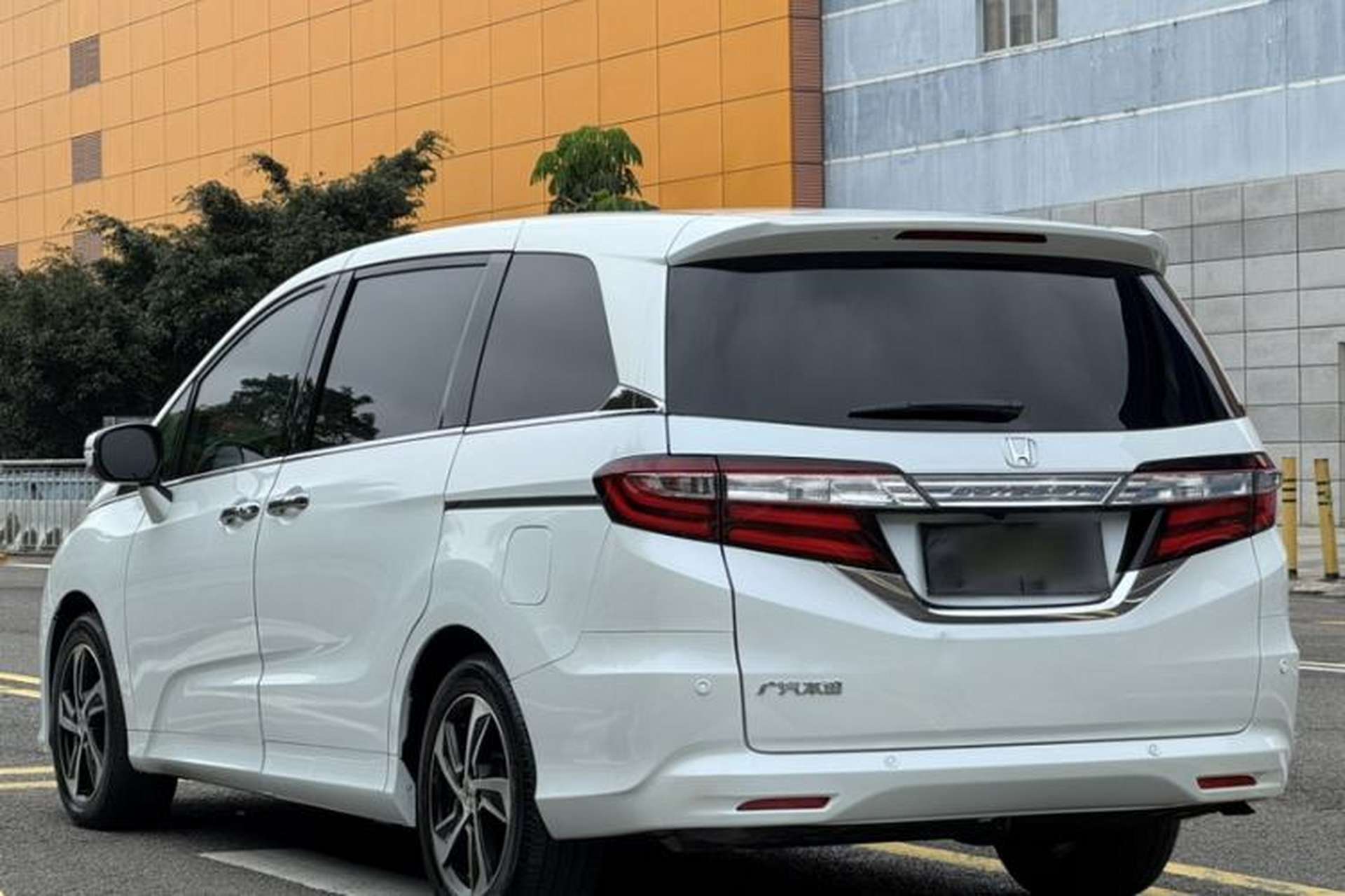 Used Honda Odyssey 2015 2.4L Smart Edition Exterior 6