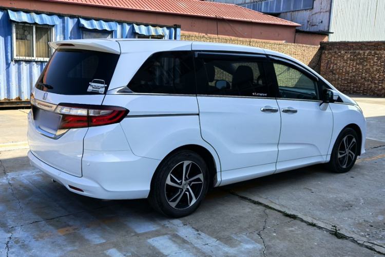 Used Honda Odyssey 2015 Updated Version 2.4L Smart Edition Exterior 6