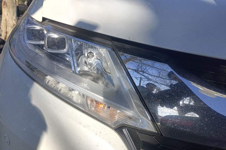 Used Honda Odyssey 2015 Updated Version 2.4L Smart Edition Exterior 6