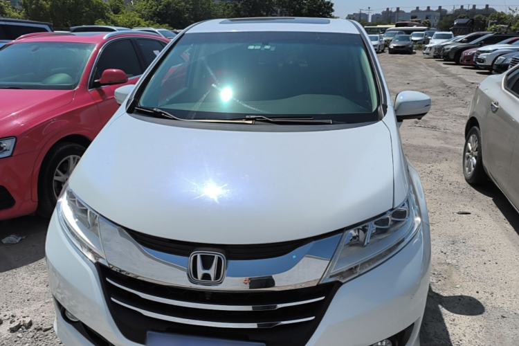 Used Honda Odyssey 2015 Updated Version 2.4L Smart Edition Front