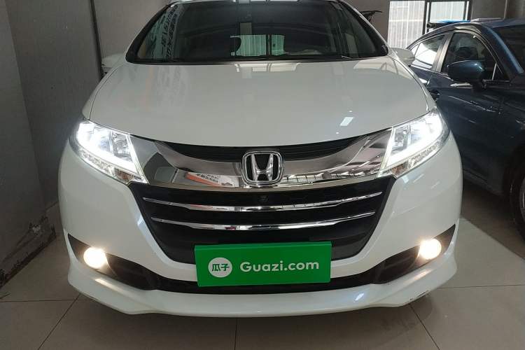 Used Honda Odyssey 2015 2.4L Supreme Edition Front